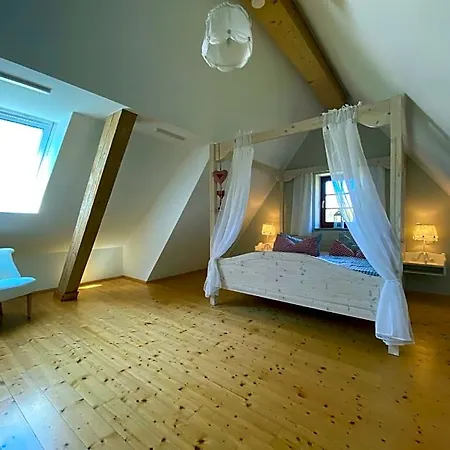 Casa de Férias Appartementhaus Zur Bergwiese *